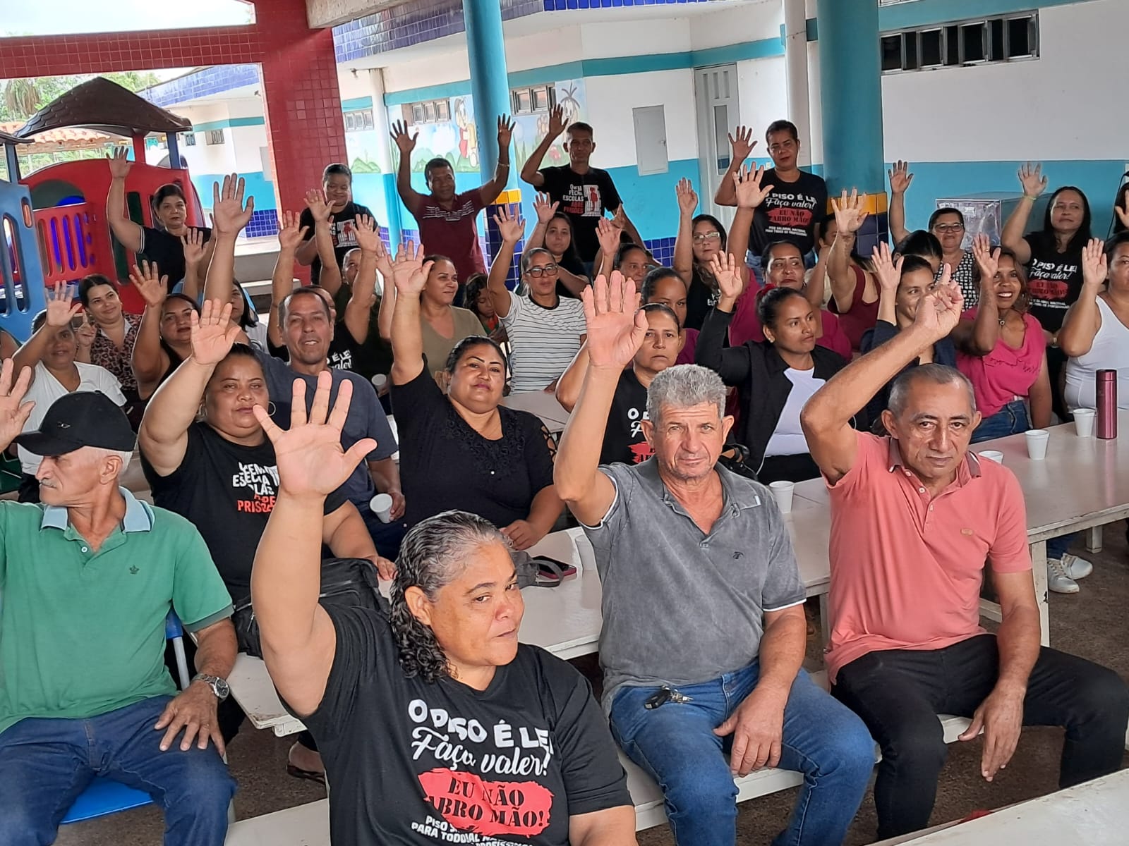 Sem resposta da prefeitura, profissionais da educação de Jangada anunciaram paralisação das atividades