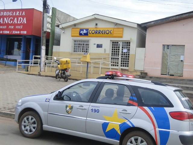 Dois homens armados entraram na agência, localizada na Avenida Marechal Rondon, por volta das 17 horas desta quinta-feira (09.01) 
