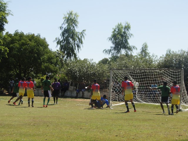 Disputas emocionantes marcaram as quartas de finais da copa de Futebol Society da Zona Rural