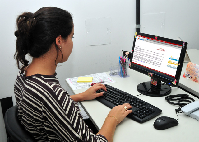 Para fazer a inscrição, o candidato deve ter em mãos os números do Cadastro de Pessoa Física (CPF) e do documento de identidade