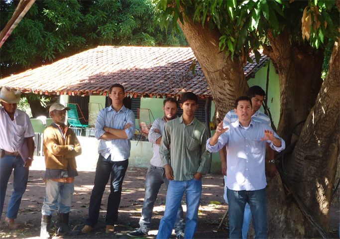 Prefeito Gauchinho participou de reuniões para orientar comunidade sobre o Programa Nacional de Habitação Rural